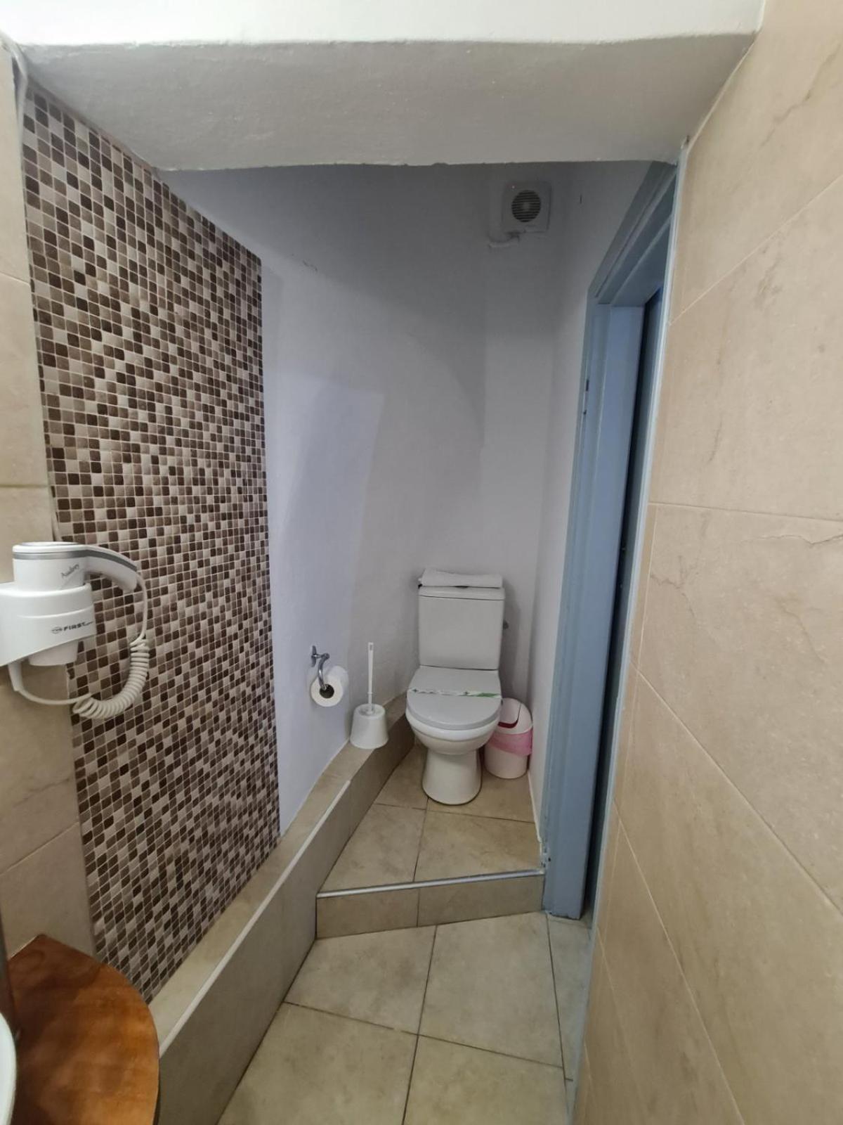 Aithra -Cosy Studio In Centre Of Poros Poros Town Exterior foto