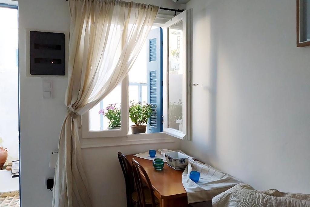 Aithra -Cosy Studio In Centre Of Poros Poros Town Exterior foto